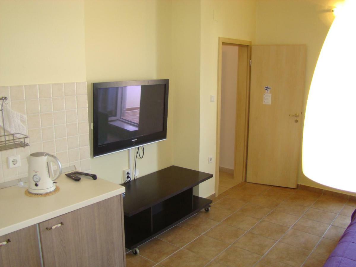 Apartments Ada Tučepi Esterno foto