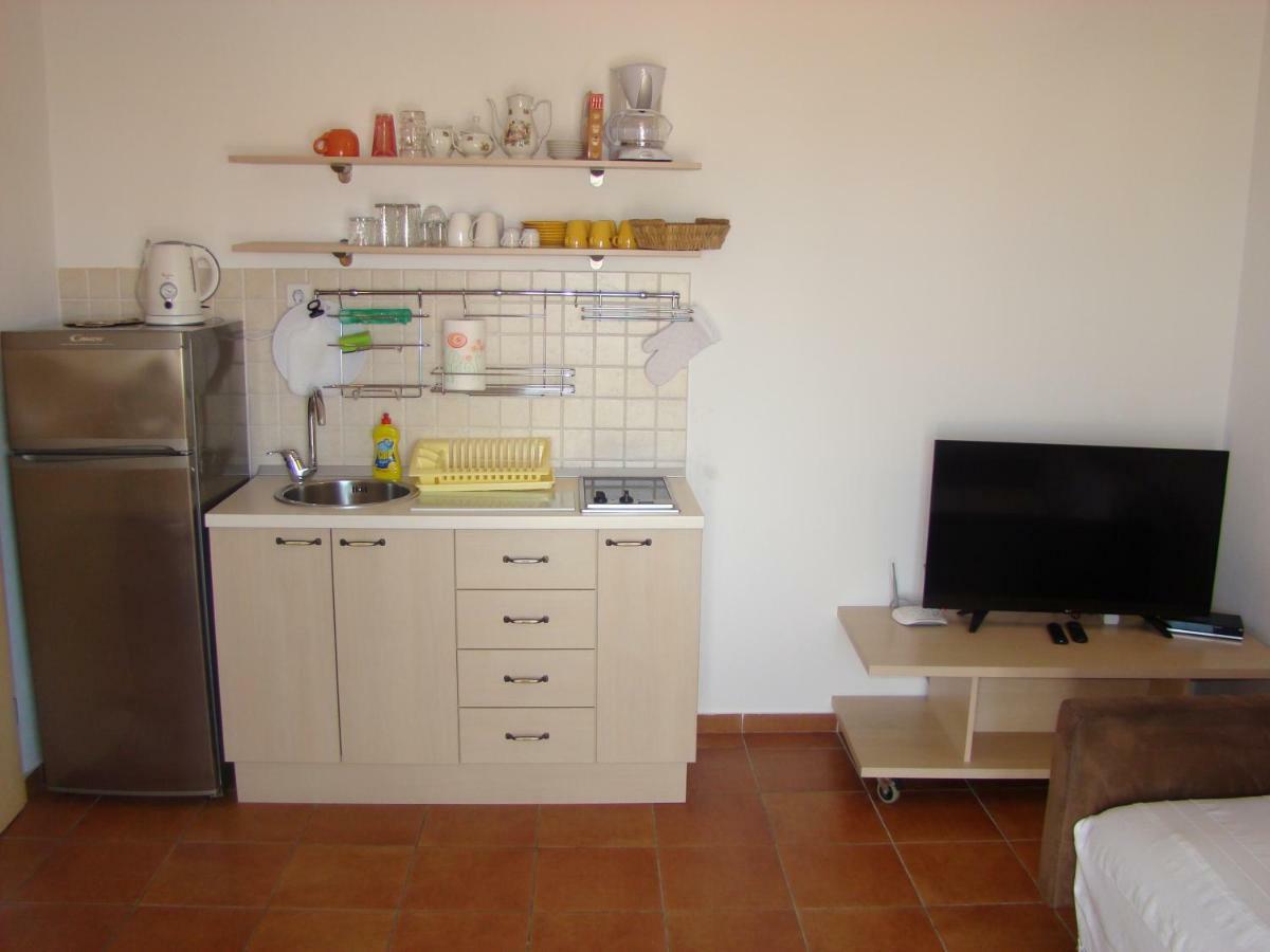 Apartments Ada Tučepi Esterno foto